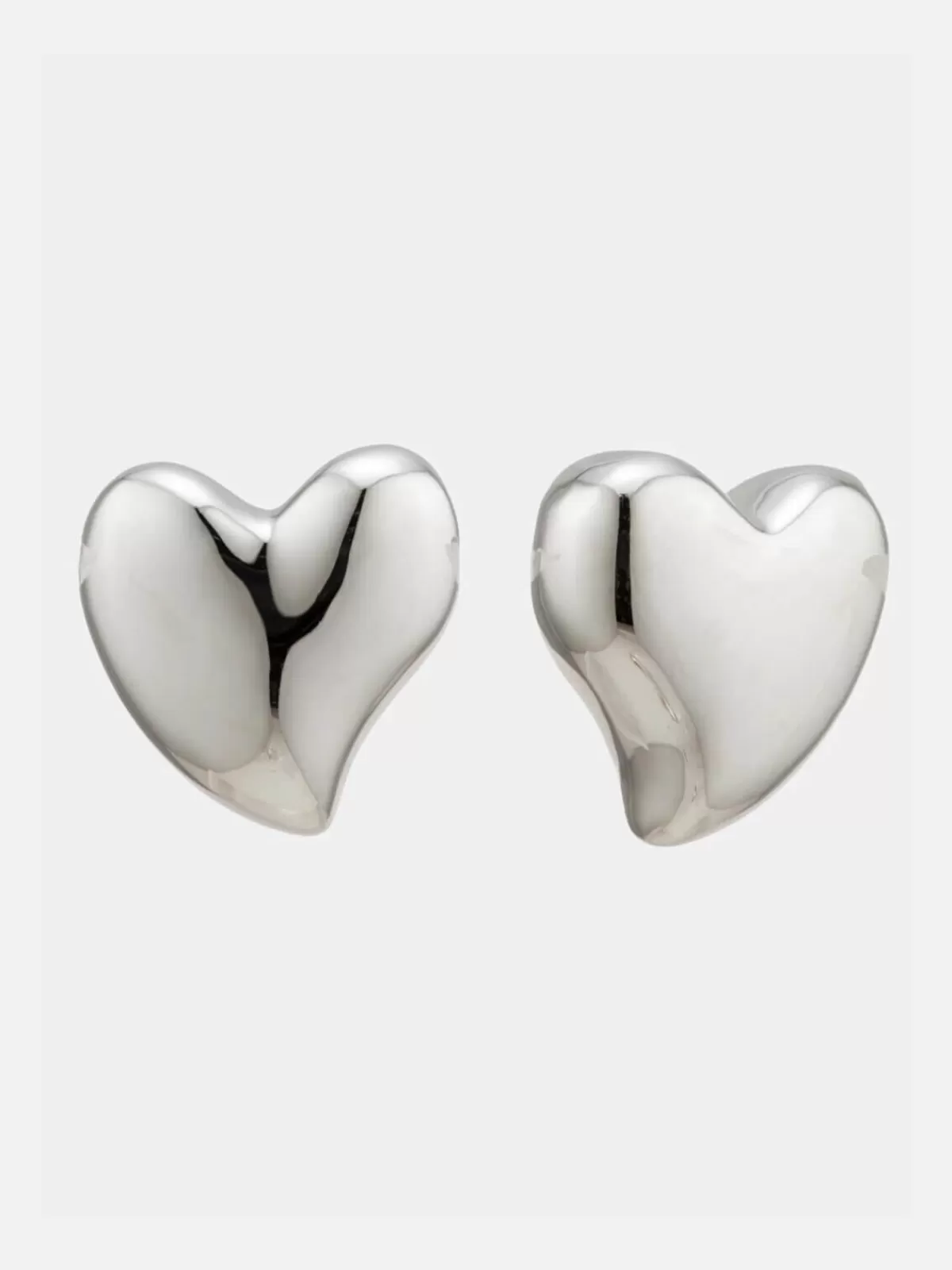 BIANKO Earrings | Jewellery | Allure Maxi Heart Studs - Silver