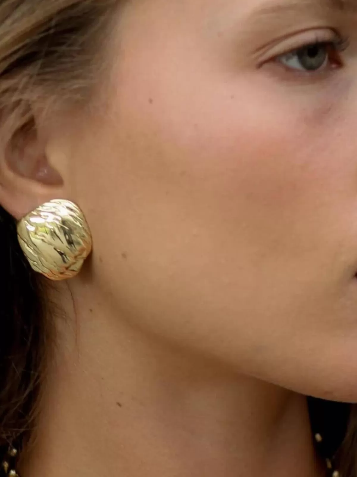 F+H Jewellery Earrings | Jewellery | Oyster Disc Earrings: Brass + 18K Gold Plating